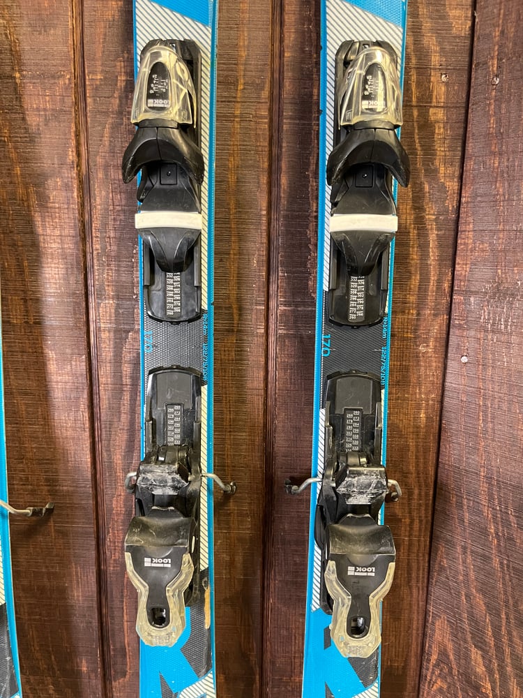 2021 Rossignol React 2 Skis w/ Bindings - USED