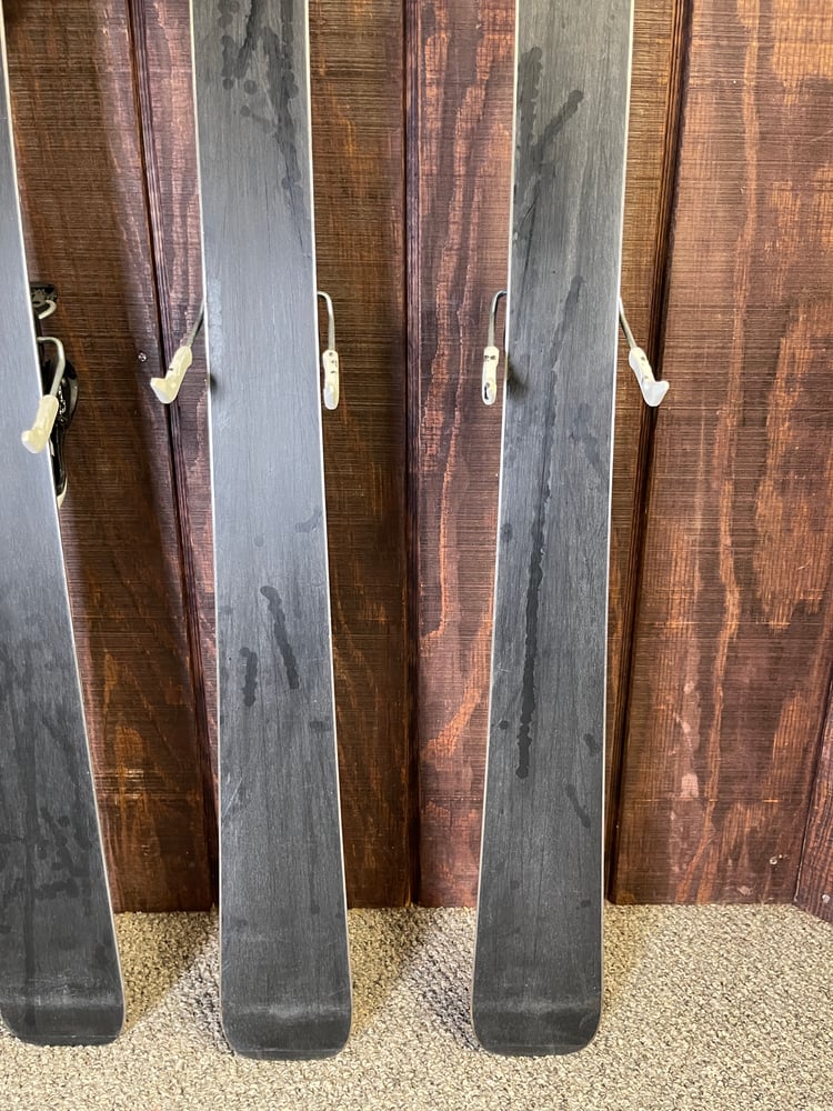 Used 2017 Pursuit 100 Ti Skis + Lithium 10 Bindings