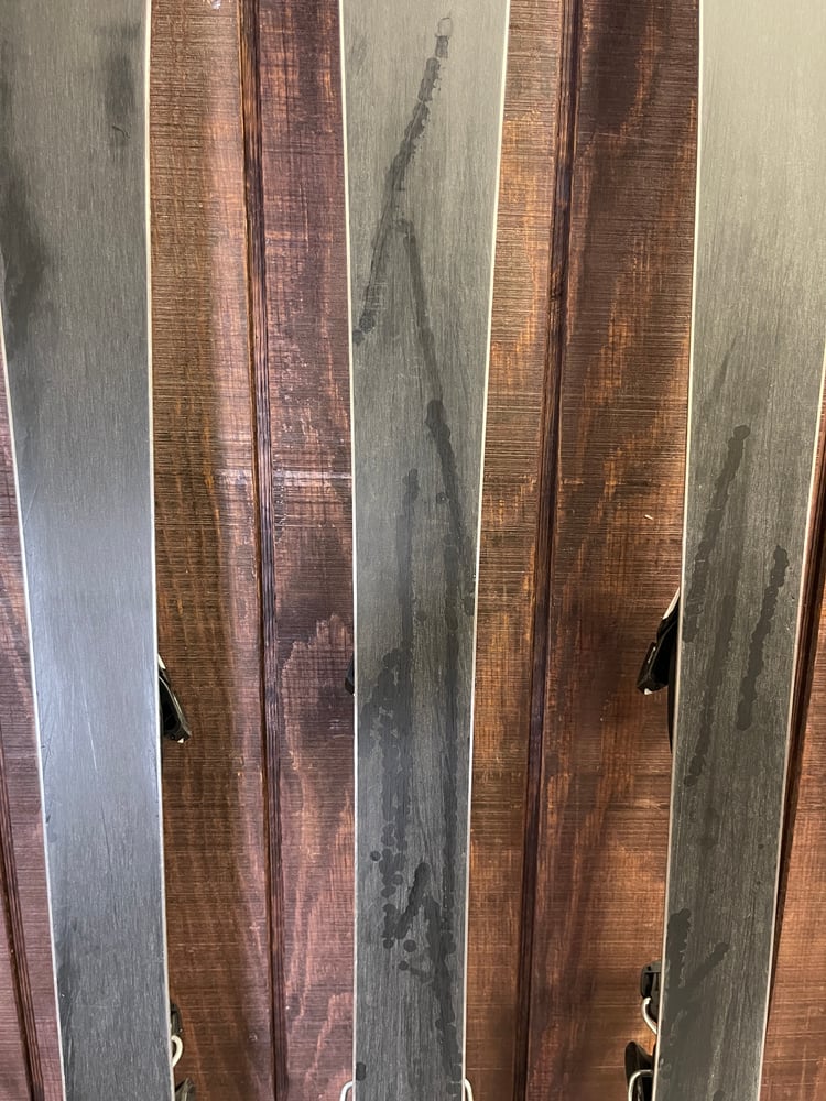 Used 2017 Pursuit 100 Ti Skis + Lithium 10 Bindings