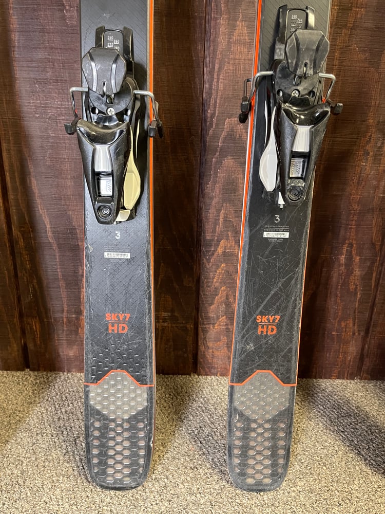 Rossignol Sky 7 HD Skis w/ Bindings - USED