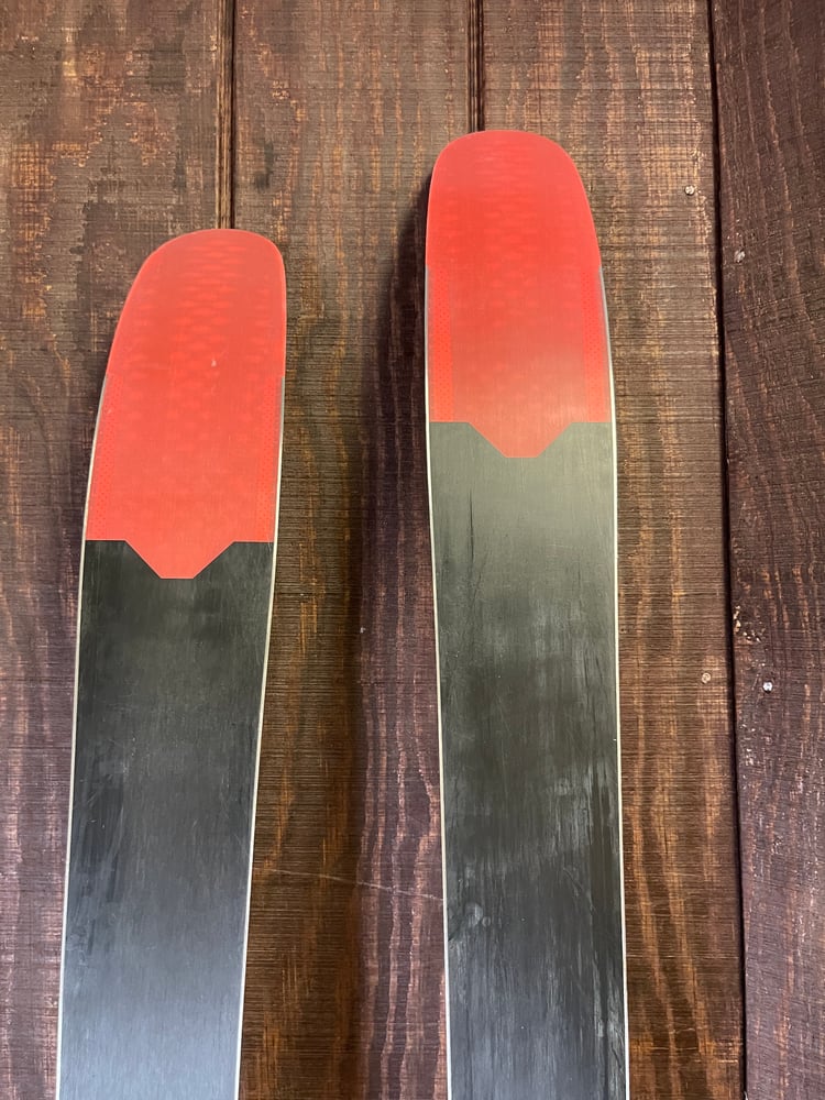 Rossignol Sky 7 HD Skis w/ Bindings - USED