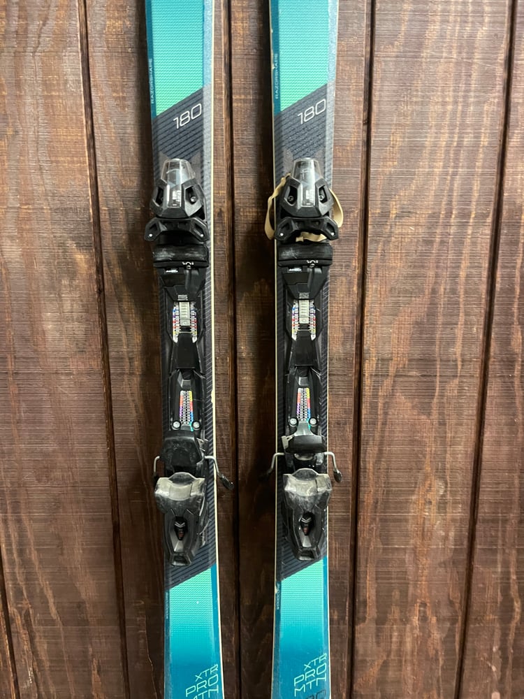 Fischer XTR Pro Mtn 80 Skis w/ Bindings - USED