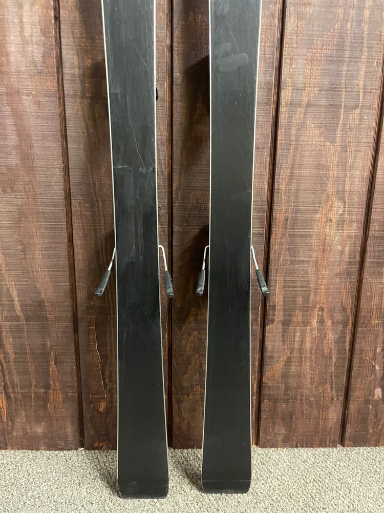 Elan Explore 80 W Skis w/ Bindings - USED