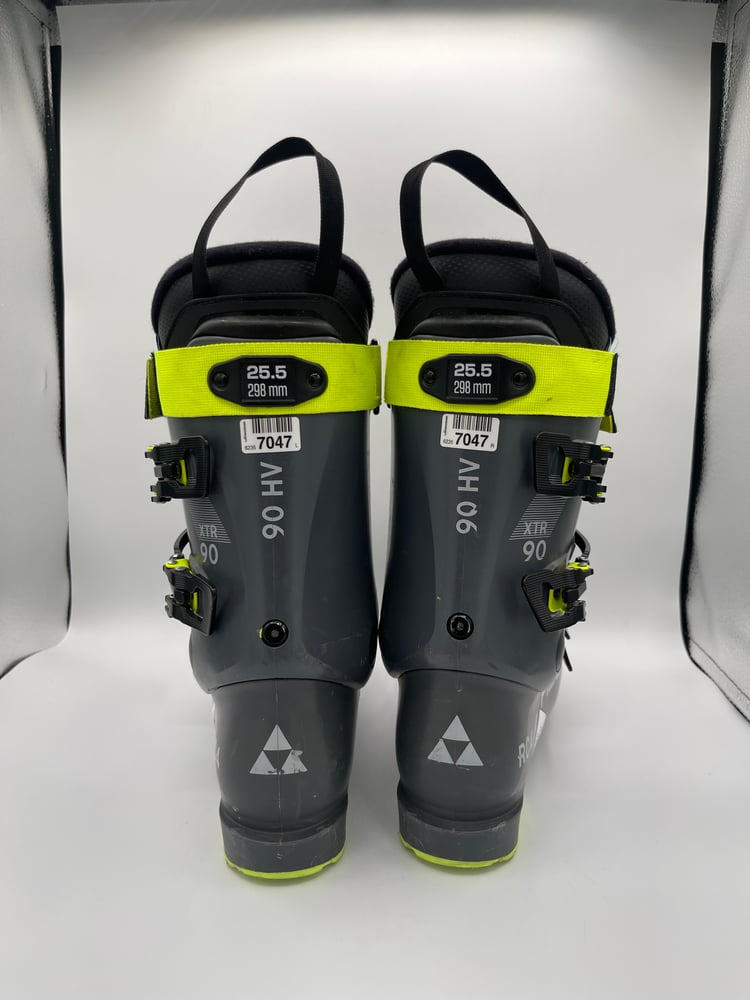 Fischer RC4 XTR 90 GW Ski Boots - USED