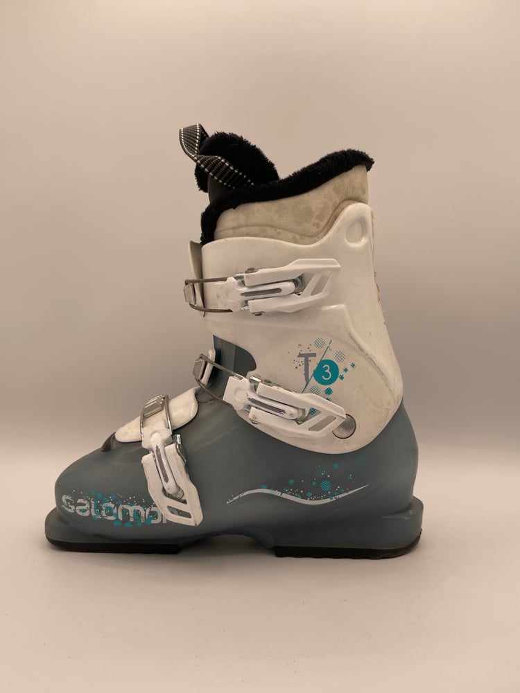 Salomon T3 Kids Ski Boots - Used - Image 3