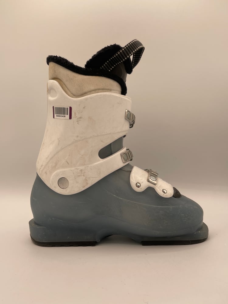 Salomon T3 Kids Ski Boots - Used - Image 2