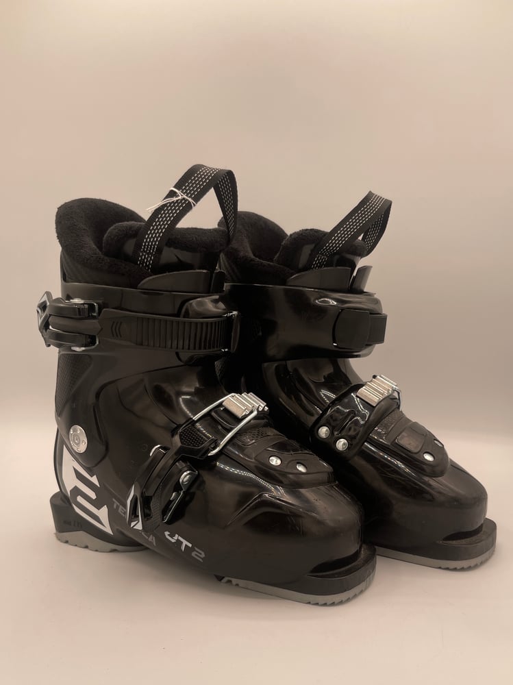 Tecnica JT 2 Kids Ski Boots - USED