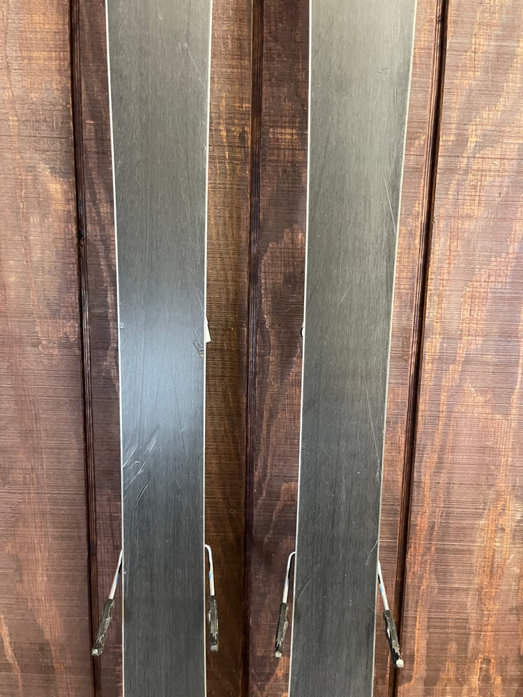 Blizzard Black Pearl 88 Skis w/ Bindings - USED