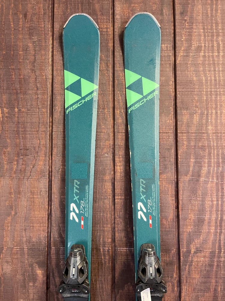Fischer RC One 77 XTR Skis w/ Bindings - USED