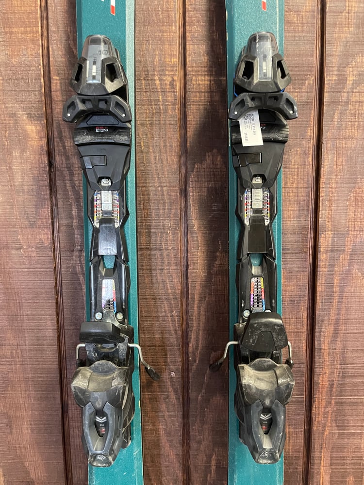 Fischer RC One 77 XTR Skis w/ Bindings - USED