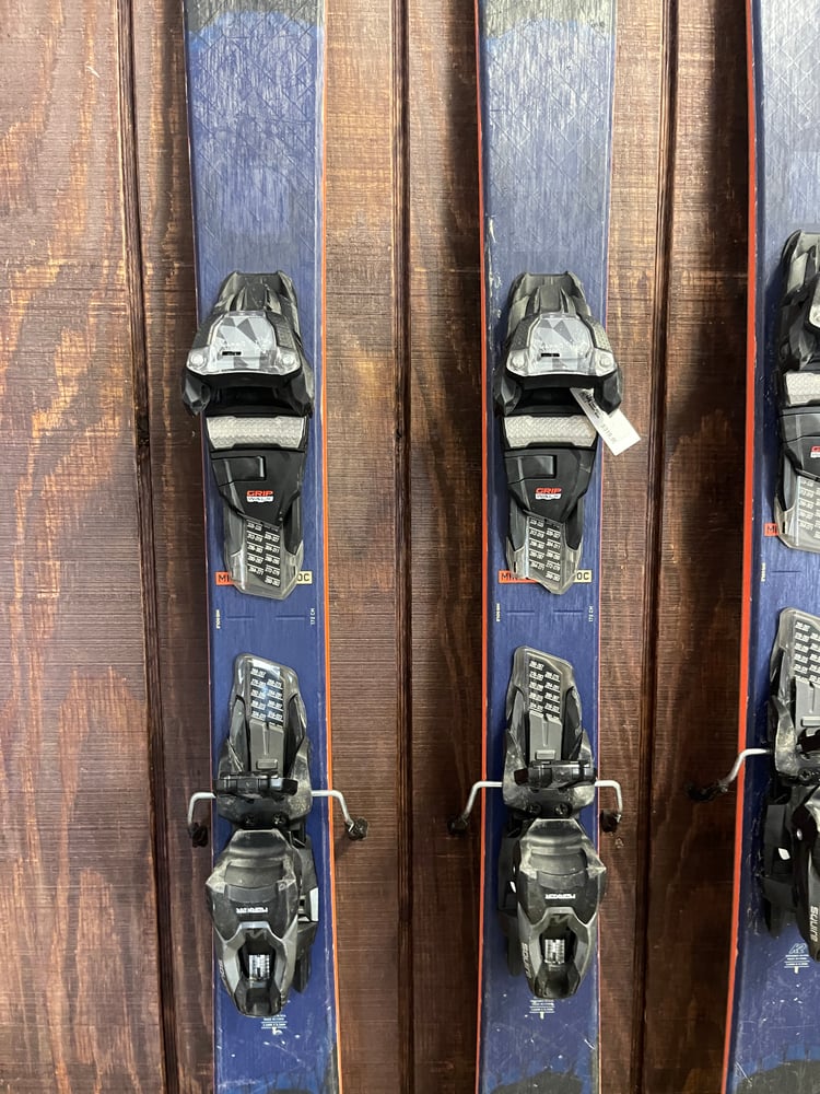 2024 K2 Mindbender 90C Skis w/ Bindings - Used