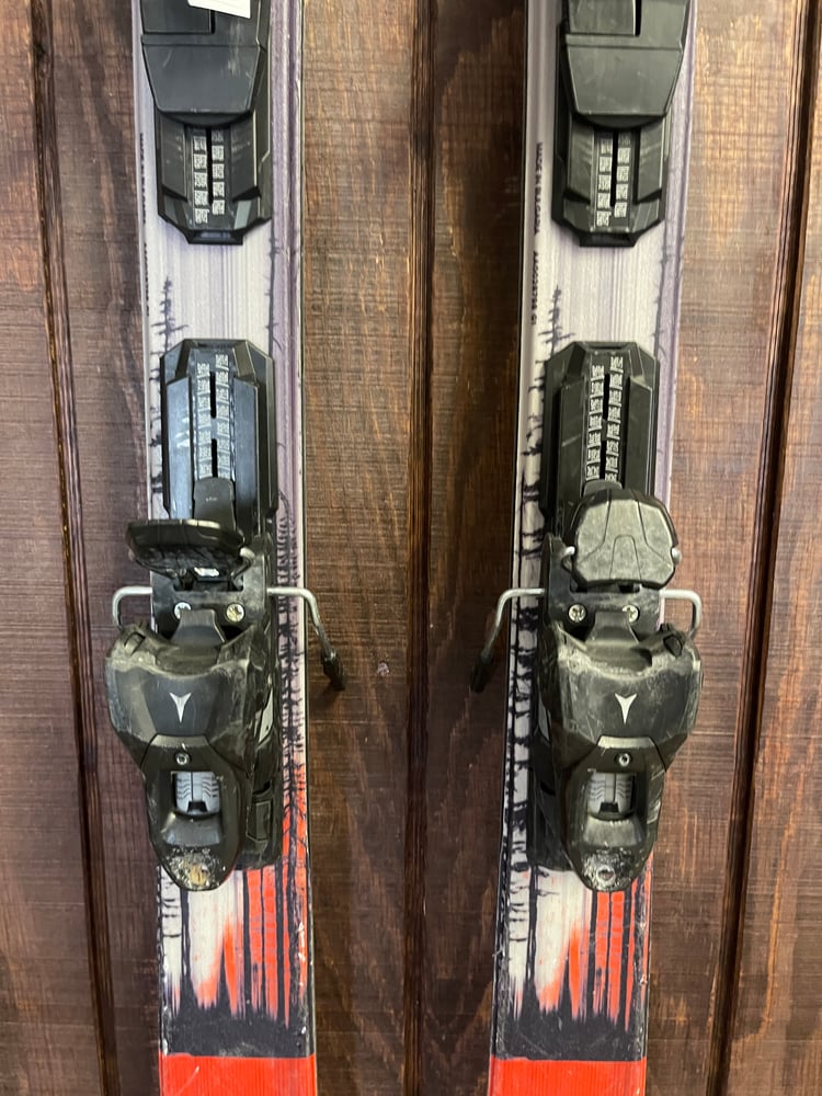 2022 Atomic Maverick 83 Skis w/ Bindings - Used