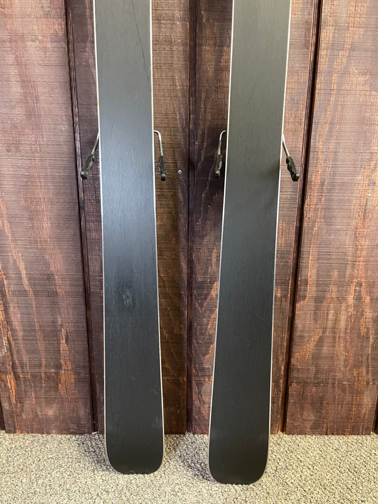 2022 Atomic Maverick 83 Skis w/ Bindings - Used