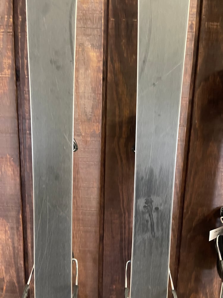 2025 Atomic Maverick 84 Skis w/ Bindings - Used