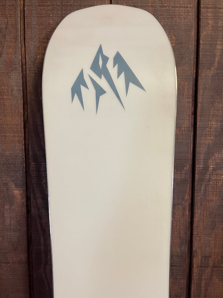 2025 Jones Dream Weaver Women's Snowboard - Used