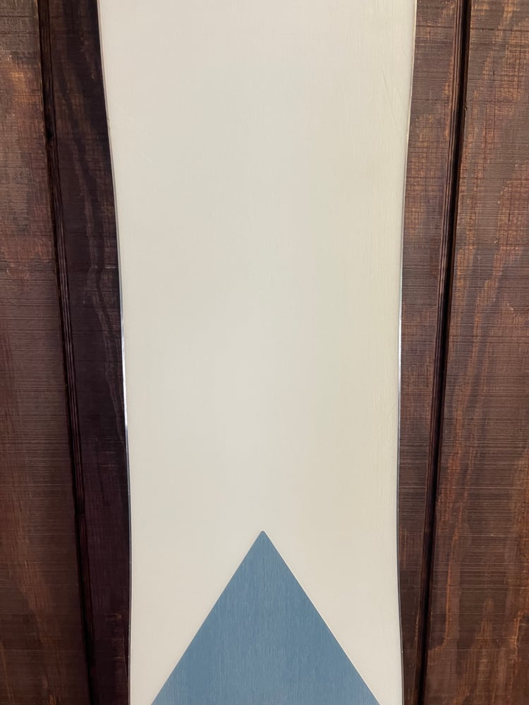 2025 Jones Dream Weaver Women's Snowboard - Used