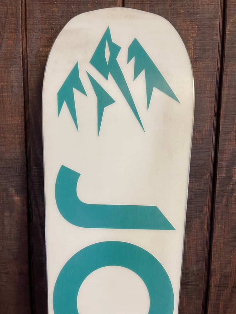 2024 Jones Dream Weaver Women's Snowboard - Used