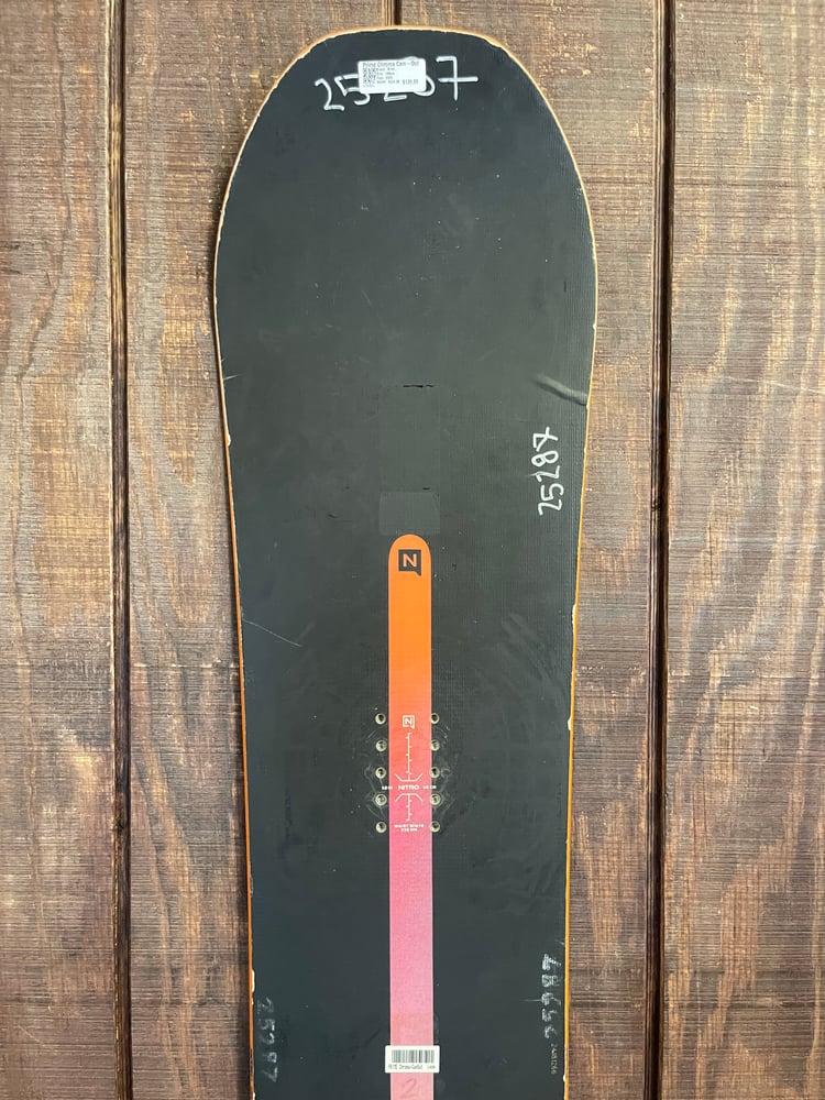 2025 Nitro Prime Chroma Cam-Out Snowboard - Used