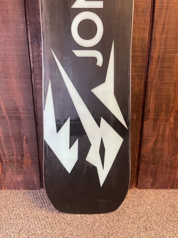 2025 Jones Twin Sister Snowboard - USED