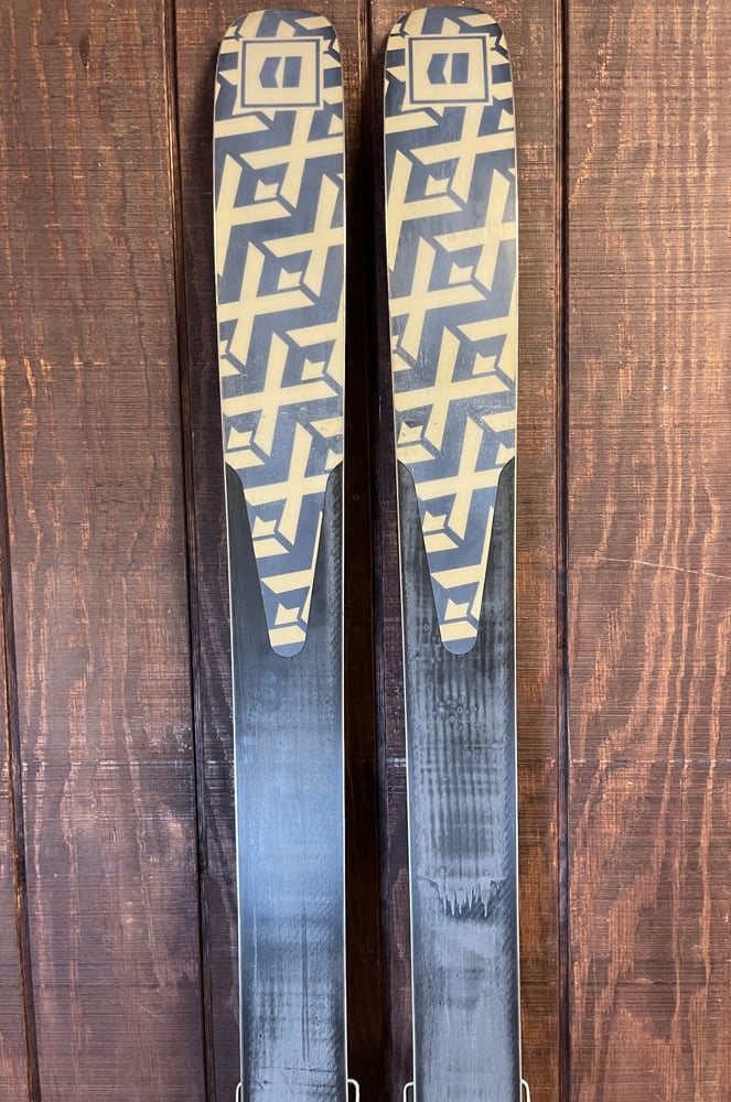 Armada Powder Skis
