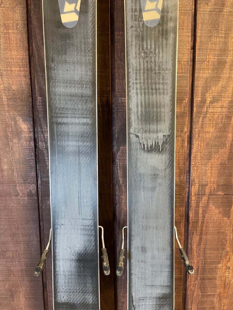 Armada Powder Skis