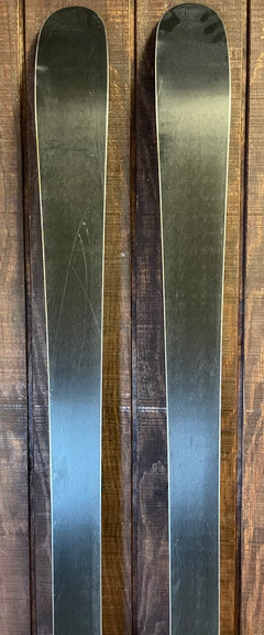 All Mountain Ski