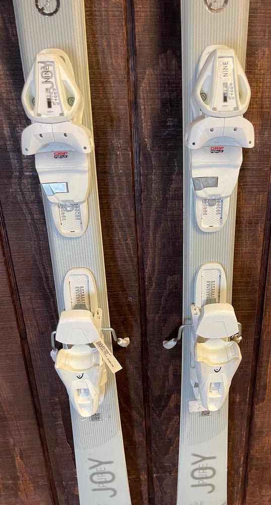 All Mountain Ski