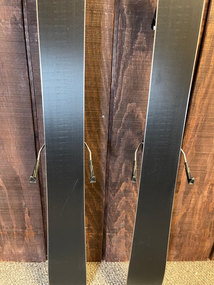 2024 Armada ARW 84 Skis w/ Bindings - USED