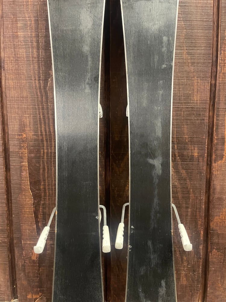 Used Elan Beginner Kids Skis