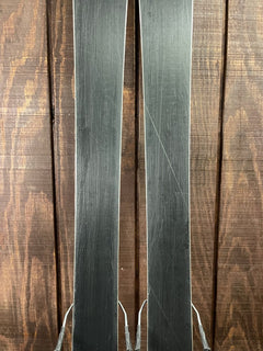 Used Armada ARV 84 Free style all mountain skis