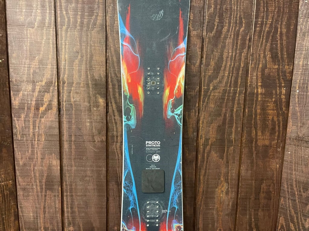 Proto Synthesis Snowboard - USED