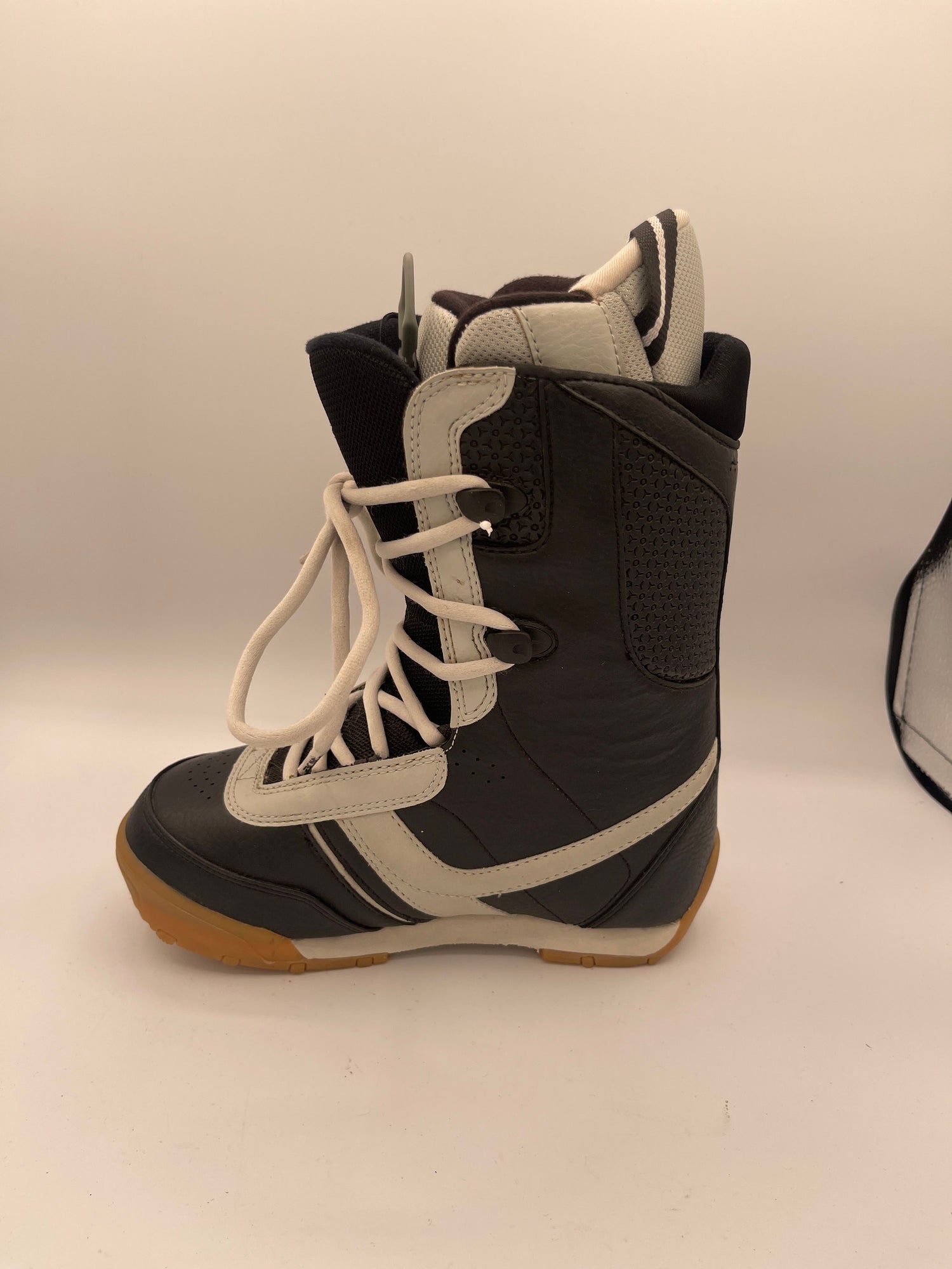 2022 Ride Spark Kids Snowboard Boots - USED