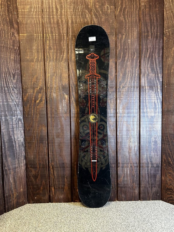 Revenant Men's Snowboard - USED