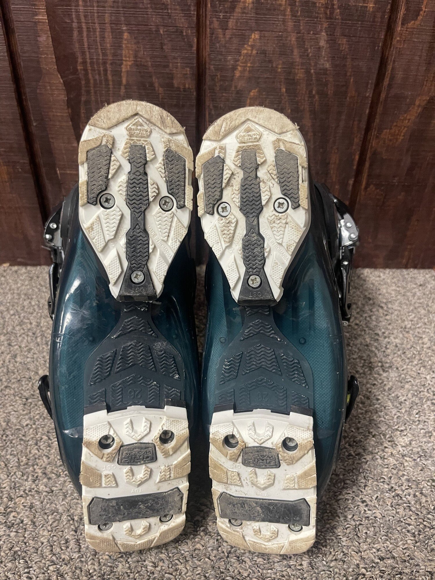 2022 Salomon Quest Access R80 Grip-Walk Ski Boots - USED