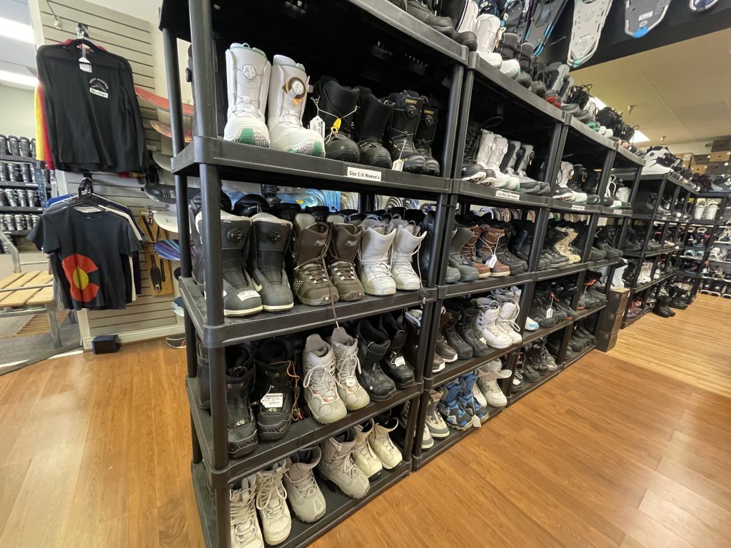 Used snowboard boots in colorado springs